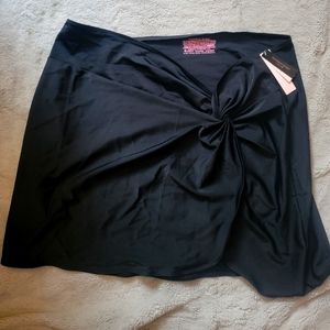 NWT XL/XXL Victoria's Secret Sarong bikini cover. 👙
